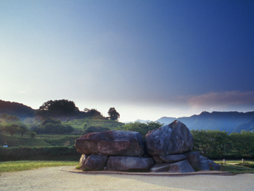 Ishibutai Burial Mound 【World Heritage】